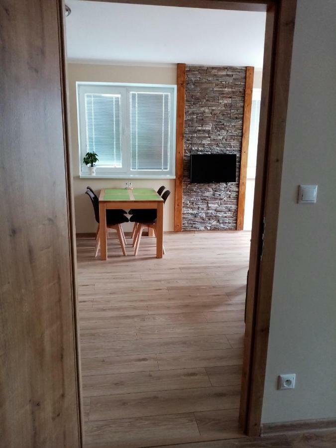 Elejan Daire Bešeňová Dış mekan fotoğraf